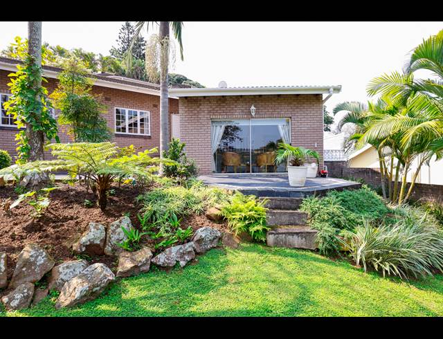 4 BEDROOM HOUSE FOR SALE IN LA LUCIA
